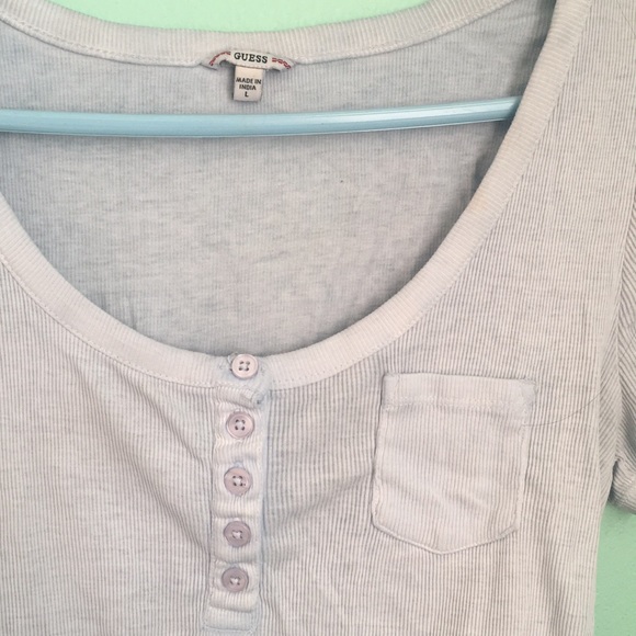 Guess Light Blue Crop Top Low Scoop Neck with Bottons Pocket Triangle Logo Large - Picture 4 of 4